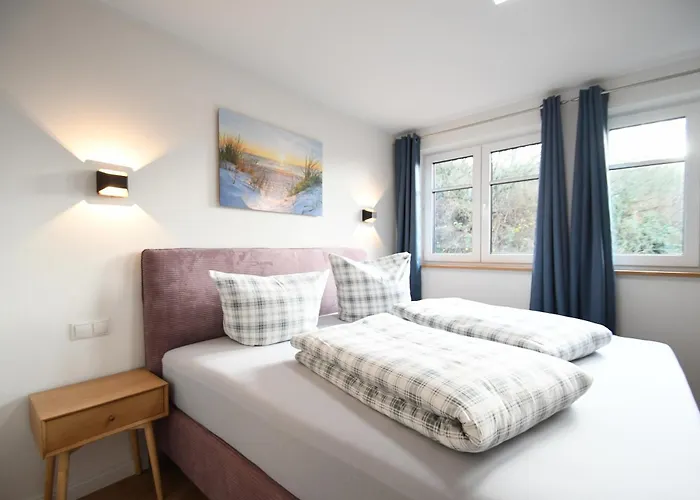 Havingblick Am Yachthafen In Seedorf * Sellin (Rugen)